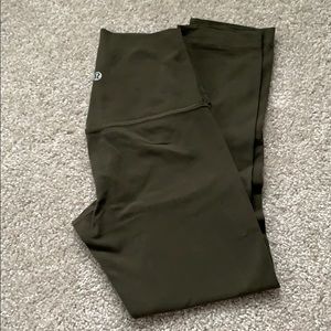Lululemon Olive Green Align leggings 21” Size 2